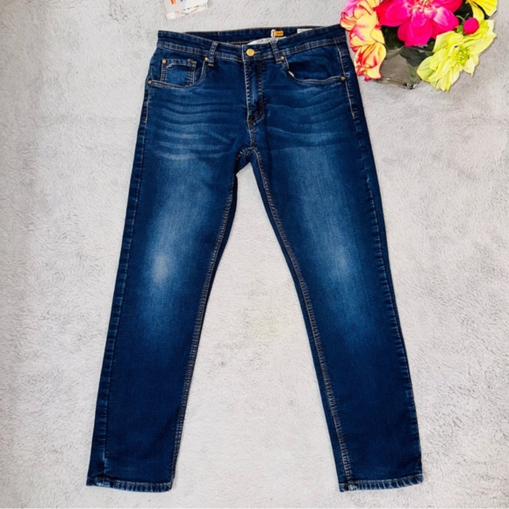 Men’s slim fit jeans